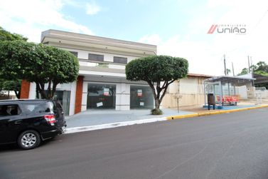 Sal&atilde;o Comercial para alugar - 80m&sup2; - Zona III