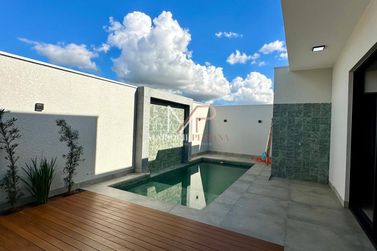 Casa &agrave; venda - 187m&sup2; - R. Pedro Paulo Fenato