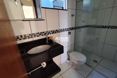 Casa para alugar - 100m&sup2; - Zona 6
