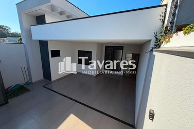 Casa &agrave; venda - 135m&sup2; - Jardim Oliveira