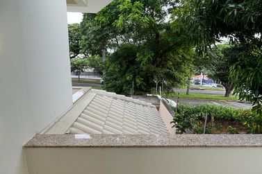 Sobrado &agrave; venda - 321m&sup2; - Zona VI