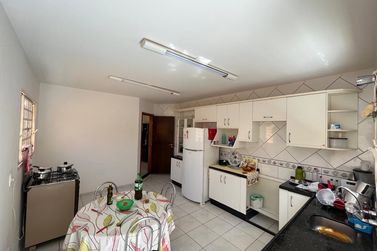 Casa &agrave; venda - 250m&sup2; - Parque do Lago