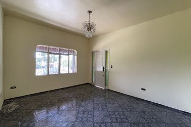 Casa para alugar - 169m&sup2; - JARDIM IGUACU