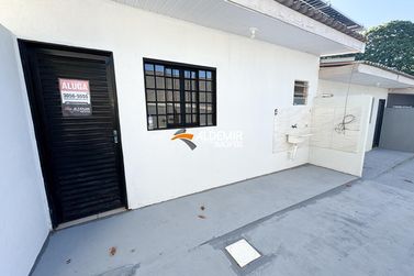 Kitnet para alugar - 30m&sup2; - Zona 6