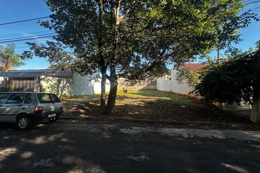 Terreno &agrave; venda - 450m&sup2; - Parque Cidade Jardim