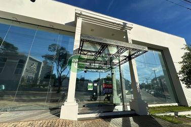 Sal&atilde;o Comercial para alugar - 730m&sup2; - Zona I