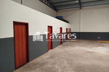 Sal&atilde;o Comercial para alugar - 700m&sup2; - Jardim Santiago