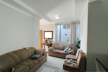 Casa &agrave; venda - 107m&sup2; - Zona V