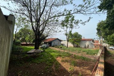Terreno &agrave; venda - 679m&sup2; - Zona Armaz&eacute;m