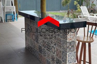 Ch&aacute;cara &agrave; venda - 270m&sup2; - Centro