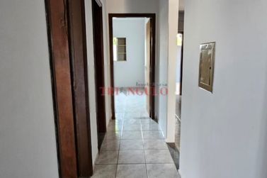 Casa &agrave; venda - 102m&sup2; - PARQUE SAN REMO II