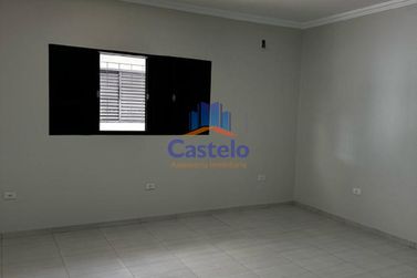 Casa &agrave; venda - 192m&sup2; - Parque San Remo I