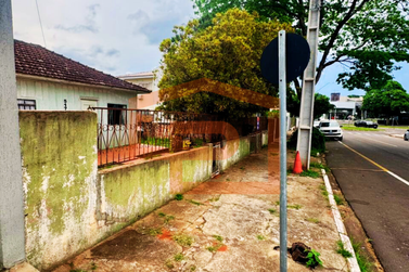 Terreno &agrave; venda - 560m&sup2; - Zona II