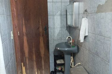 Casa &agrave; venda - 80m&sup2; - Zona VI