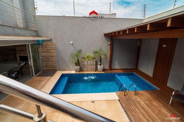 Sobrado &agrave; venda - 225m&sup2; - Jardim Petr&oacute;polis
