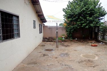 Casa &agrave; venda - 90m&sup2; - CONJUNTO RESIDENCIAL C&Oacute;RREGO LONGE