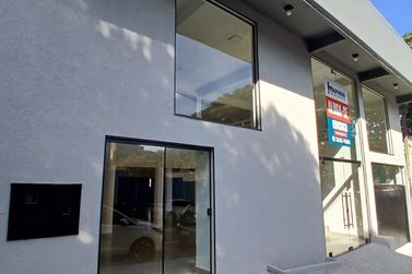 Sal&atilde;o Comercial para alugar - 800m&sup2; - Zona II