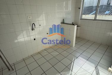 Apartamento para alugar - 51m&sup2; - ZONA III