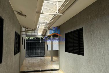 Casa &agrave; venda - 192m&sup2; - Parque San Remo I