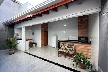 Casa &agrave; venda - 195m&sup2; - Jardim novo Mil&ecirc;nio