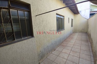 Casa para alugar - ZONA VI