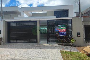 Casa &agrave; venda - 110m&sup2; - Jardim Cima