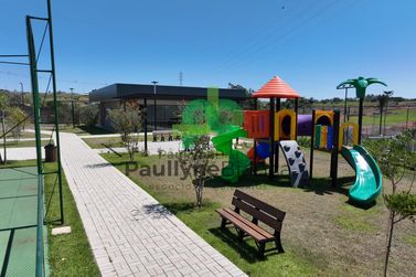 Terreno &agrave; venda - 400m&sup2; - Condominio Golden Lake