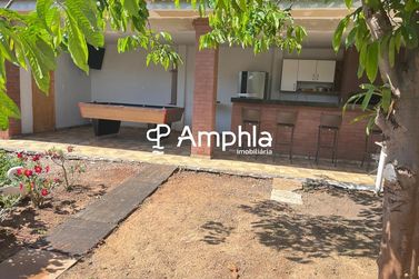 Casa &agrave; venda - 432m&sup2; - JD PANCERA