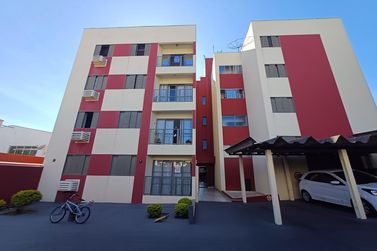 Apartamento &agrave; venda - 74m&sup2; - Zona I