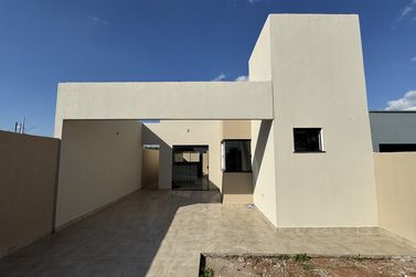 Casa &agrave; venda - 70m&sup2; - Jardim Castelo
