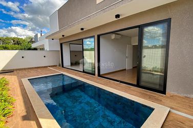Casa &agrave; venda - 229m&sup2; - Condom&iacute;nio Central Park