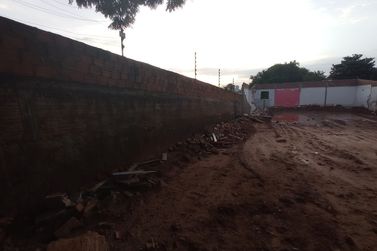 Terreno &agrave; venda - 180m&sup2; - Jardim Panorama (Tangar&aacute;)