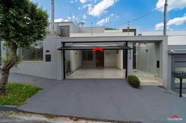 Casa &agrave; venda - 150m&sup2; - Jardim Santa Clara