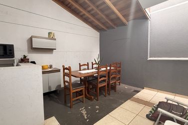 Casa &agrave; venda - 102m&sup2; - Parque Residencial Interlagos