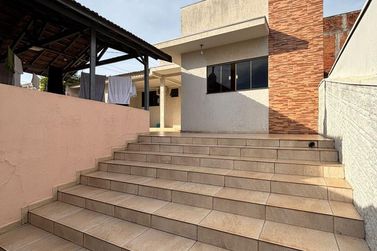 Casa &agrave; venda - 140m&sup2; - Zona VII