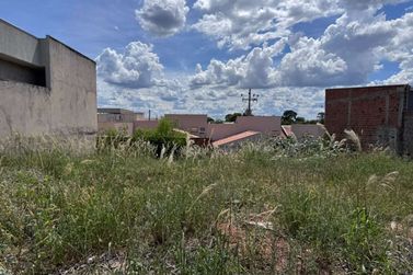Terreno &agrave; venda - 126m&sup2; - Jardim das Cerejeiras II