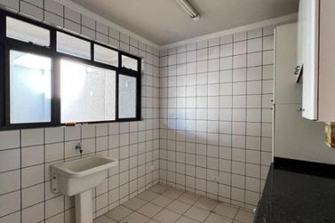 Casa &agrave; venda - 334m&sup2; - Jardim Lisboa