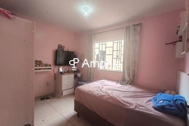 Casa &agrave; venda - 76m&sup2; - Cascavel Velho