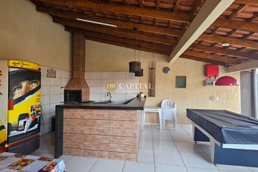 Casa &agrave; venda - 160m&sup2; - PARQUE DAS JABUTICABEIRAS