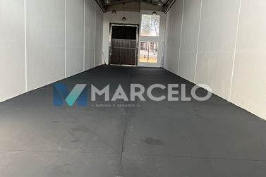 Sal&atilde;o Comercial para alugar - 205m&sup2; - Zona V