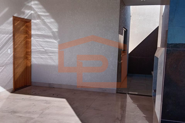 Casa &agrave; venda - 132m&sup2; - Jardim Azal&eacute;ia