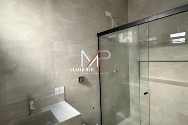 Casa &agrave; venda - 152m&sup2; - Avenida Paran&aacute;
