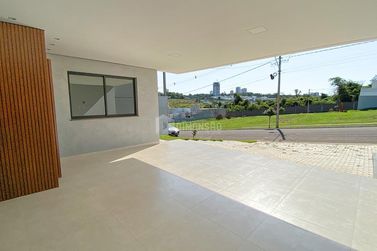 Casa &agrave; venda - 185m&sup2; - Condom&iacute;nio Jardins de Versailles