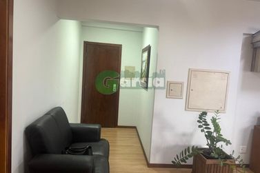 Sala Comercial &agrave; venda - 54m&sup2; - Zona I