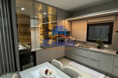 Casa &agrave; venda - 260m&sup2; - ZONA VII