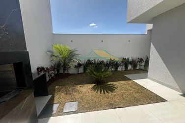 Casa &agrave; venda - 110m&sup2; - Jardim Cima