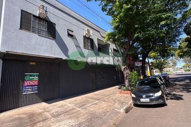 Sal&atilde;o Comercial &agrave; venda - 700m&sup2; - Zona VI