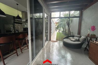 Casa &agrave; venda - 200m&sup2; - Lago Aratimbo