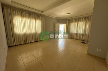 Casa para alugar - Zona II