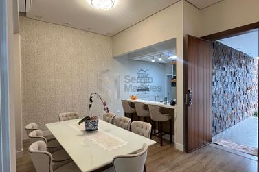 Casa &agrave; venda - 275m&sup2; - Condom&iacute;nio Royal Garden
